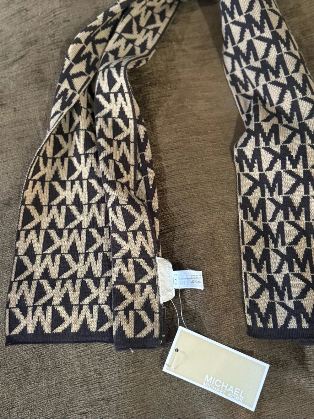 NWT Michael Kors MK Logo Knit Scarf Brown Tan Monogram Reversible